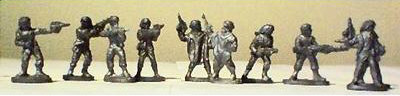 les 10 figurines de la bote